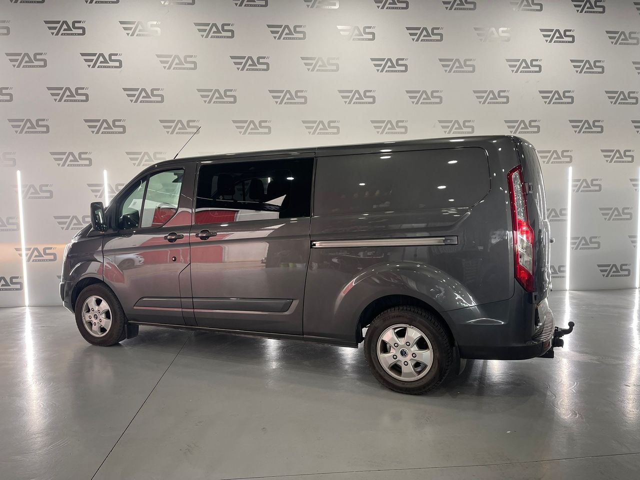 Imagen 5 del Ford Tourneo Custom en Auto Select Edition, Figueres