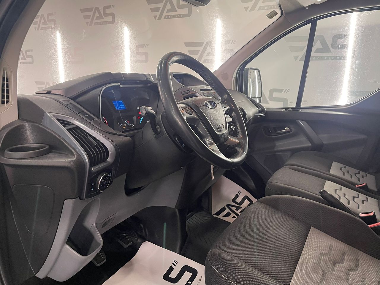 Imagen 171 del Ford Tourneo Custom en Auto Select Edition, Figueres