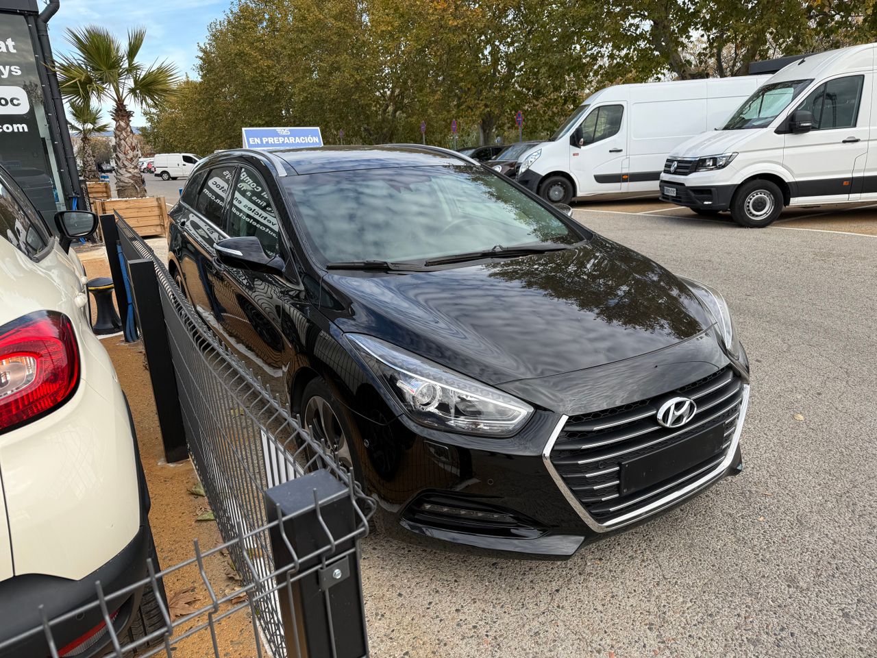 Imagen 3 del Hyundai i40 en Auto Select Edition, Figueres