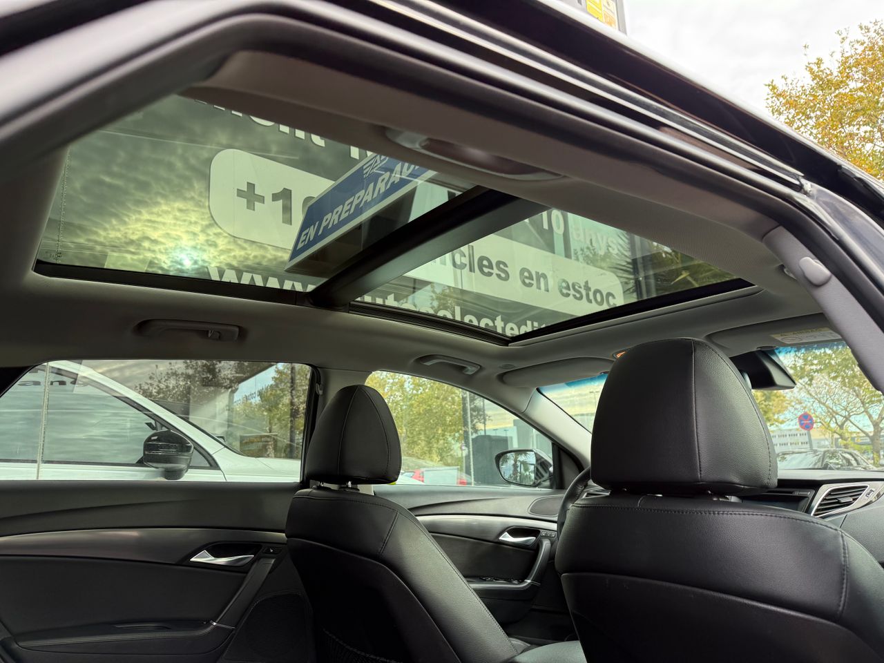 Imagen 10 del Hyundai i40 en Auto Select Edition, Figueres