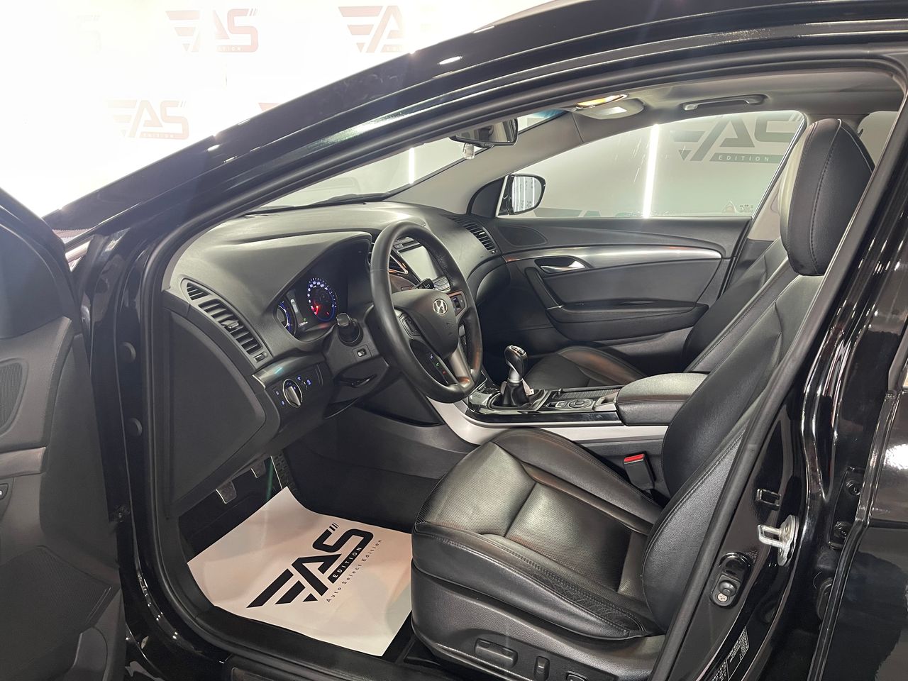 Imagen 90 del Hyundai i40 en Auto Select Edition, Figueres