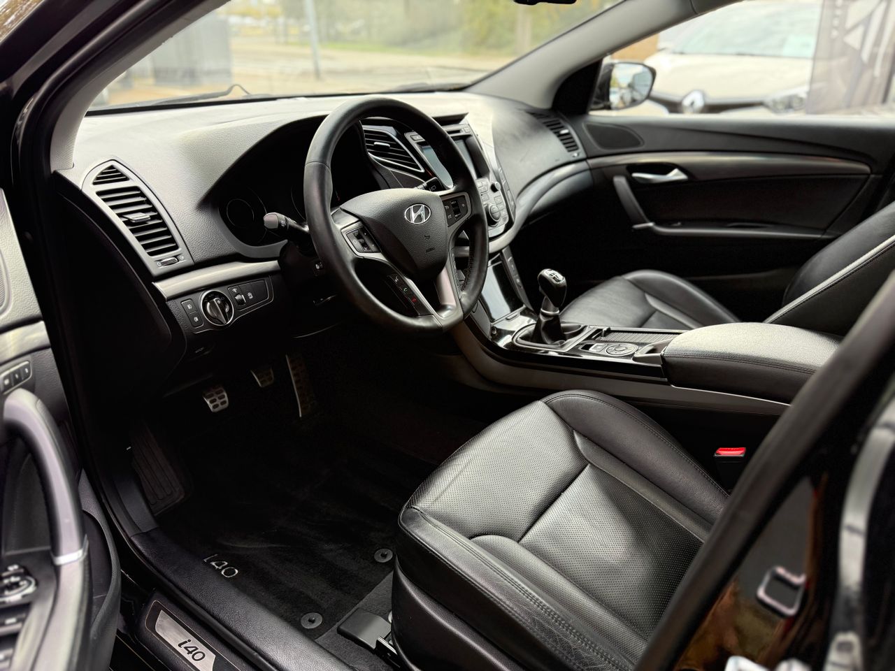 Imagen 11 del Hyundai i40 en Auto Select Edition, Figueres