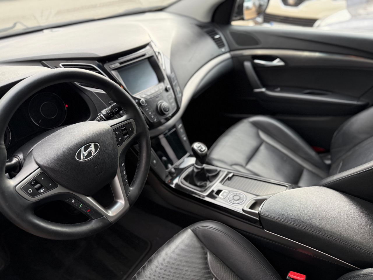 Imagen 13 del Hyundai i40 en Auto Select Edition, Figueres