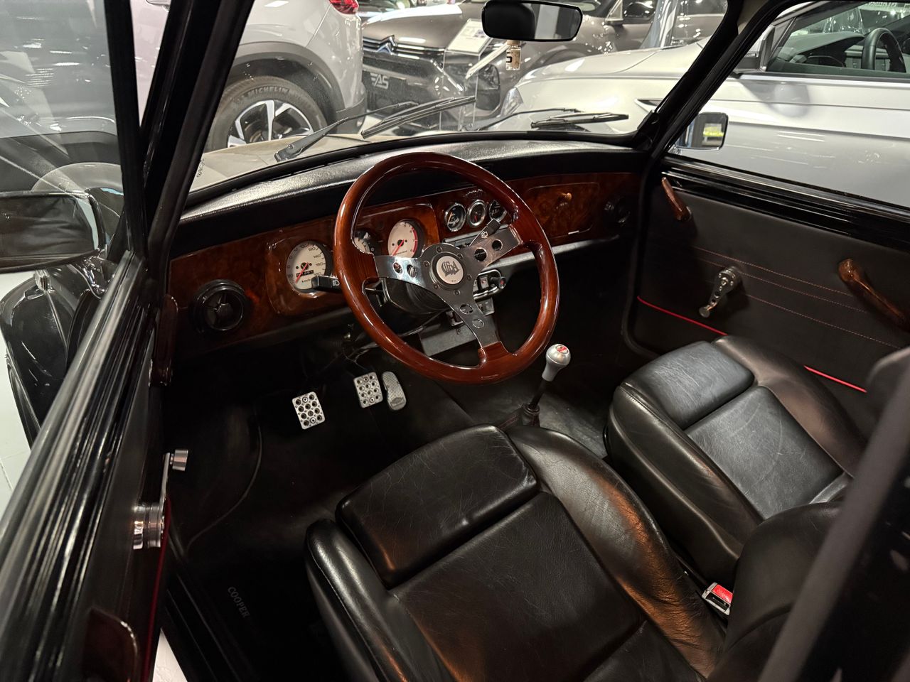 Imagen 3 del MINI MINI en Auto Select Edition, Figueres