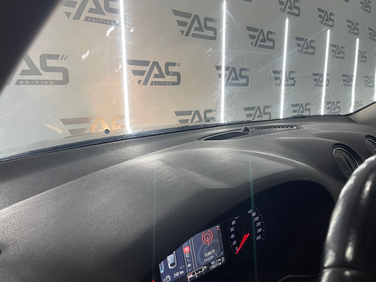 Imagen 87 del Ford Mondeo en Auto Select Edition, Figueres