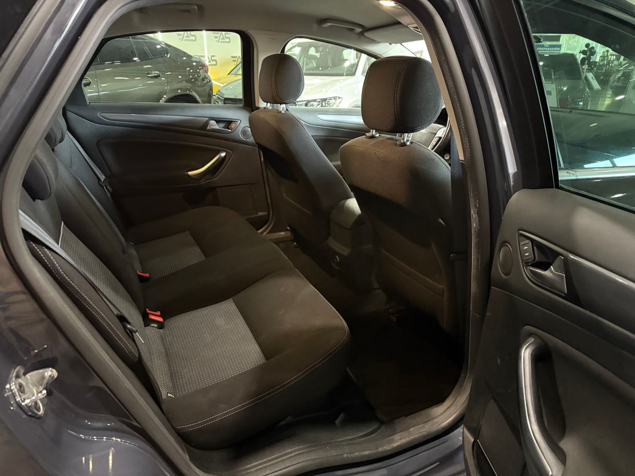 Imagen 8 del Ford Mondeo en Auto Select Edition, Figueres