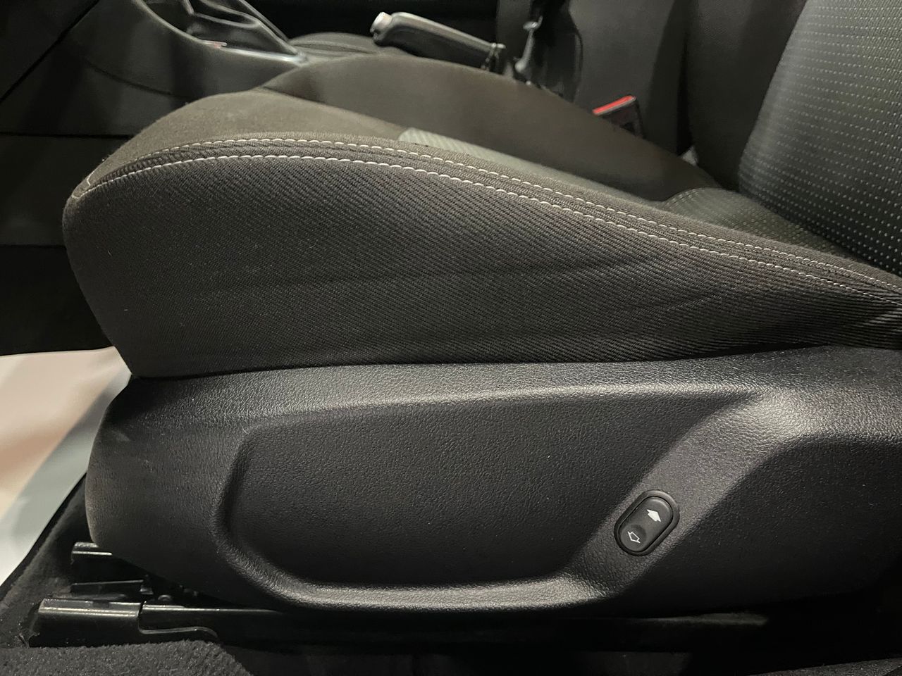 Imagen 71 del Ford Mondeo en Auto Select Edition, Figueres