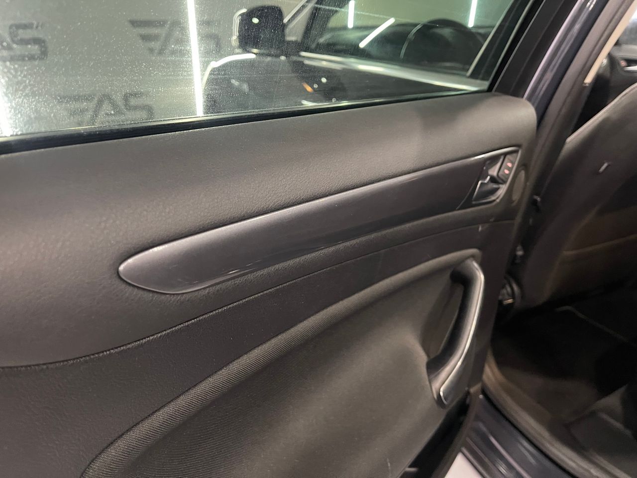 Imagen 93 del Ford Mondeo en Auto Select Edition, Figueres