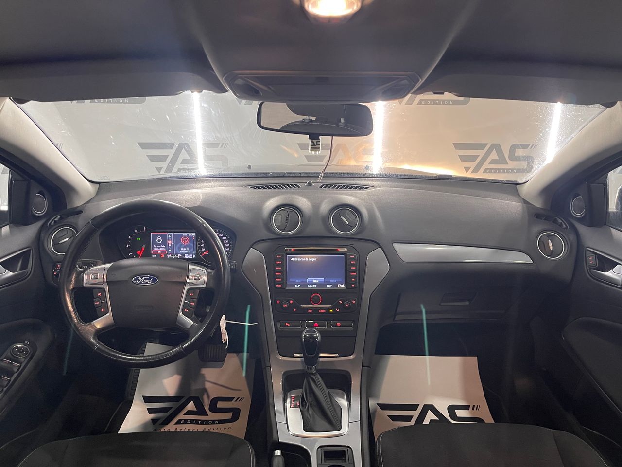 Imagen 98 del Ford Mondeo en Auto Select Edition, Figueres