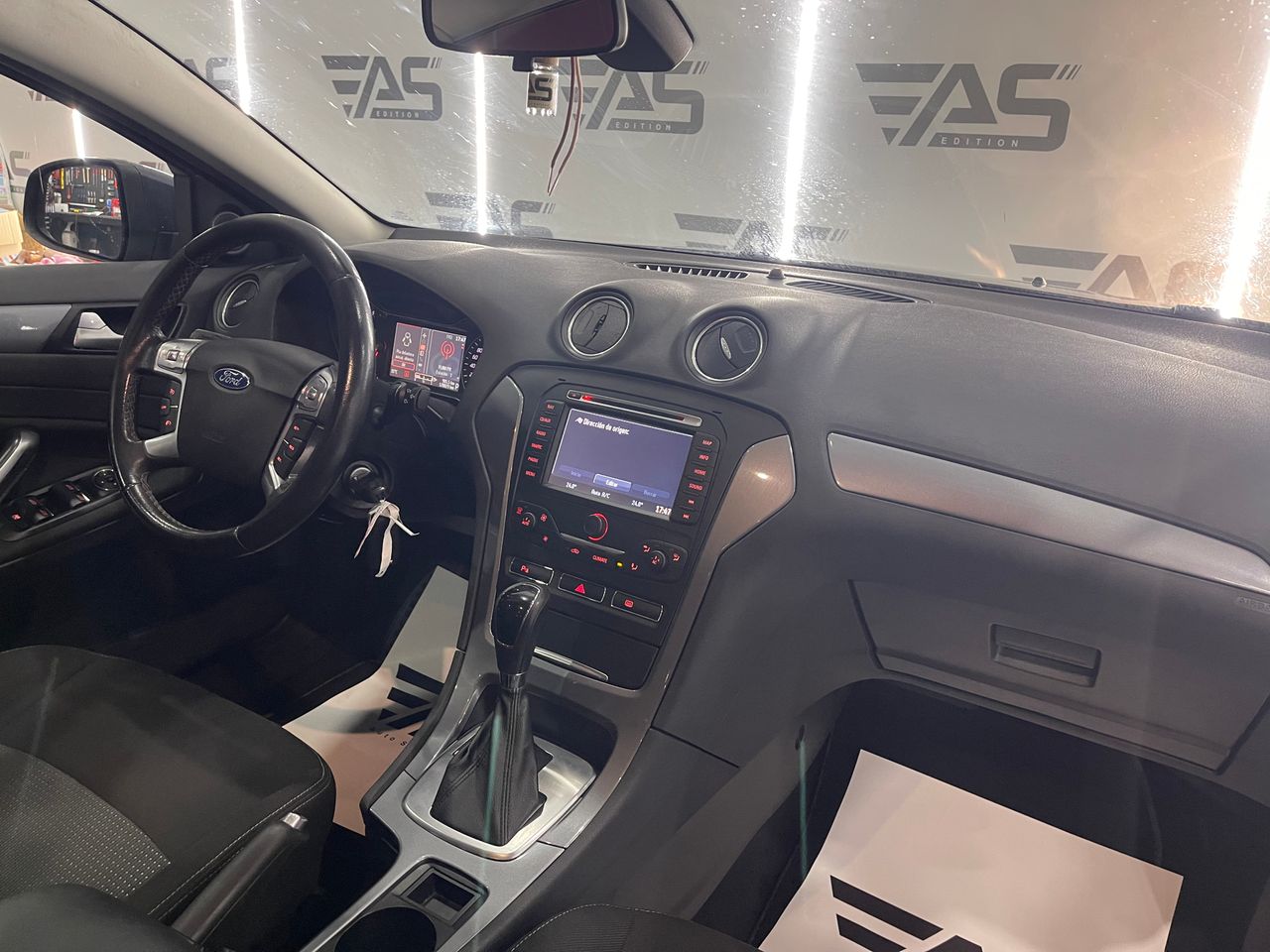 Imagen 112 del Ford Mondeo en Auto Select Edition, Figueres