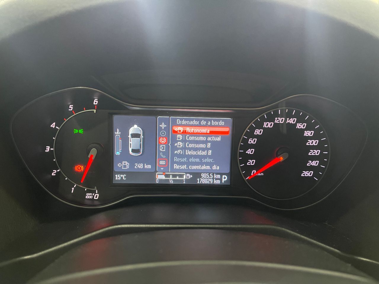 Imagen 62 del Ford Mondeo en Auto Select Edition, Figueres