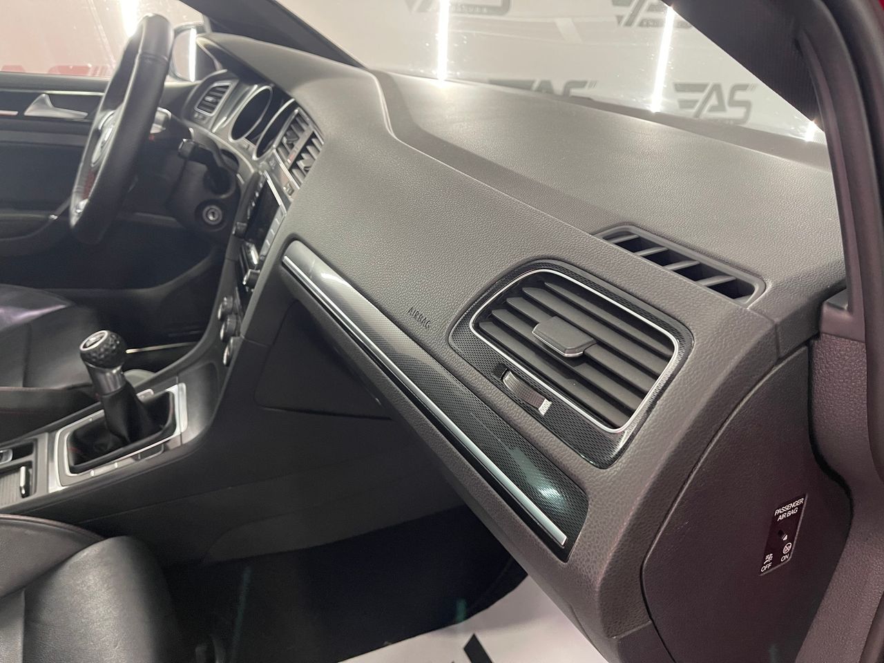 Imagen 144 del Volkswagen Golf en Auto Select Edition, Figueres