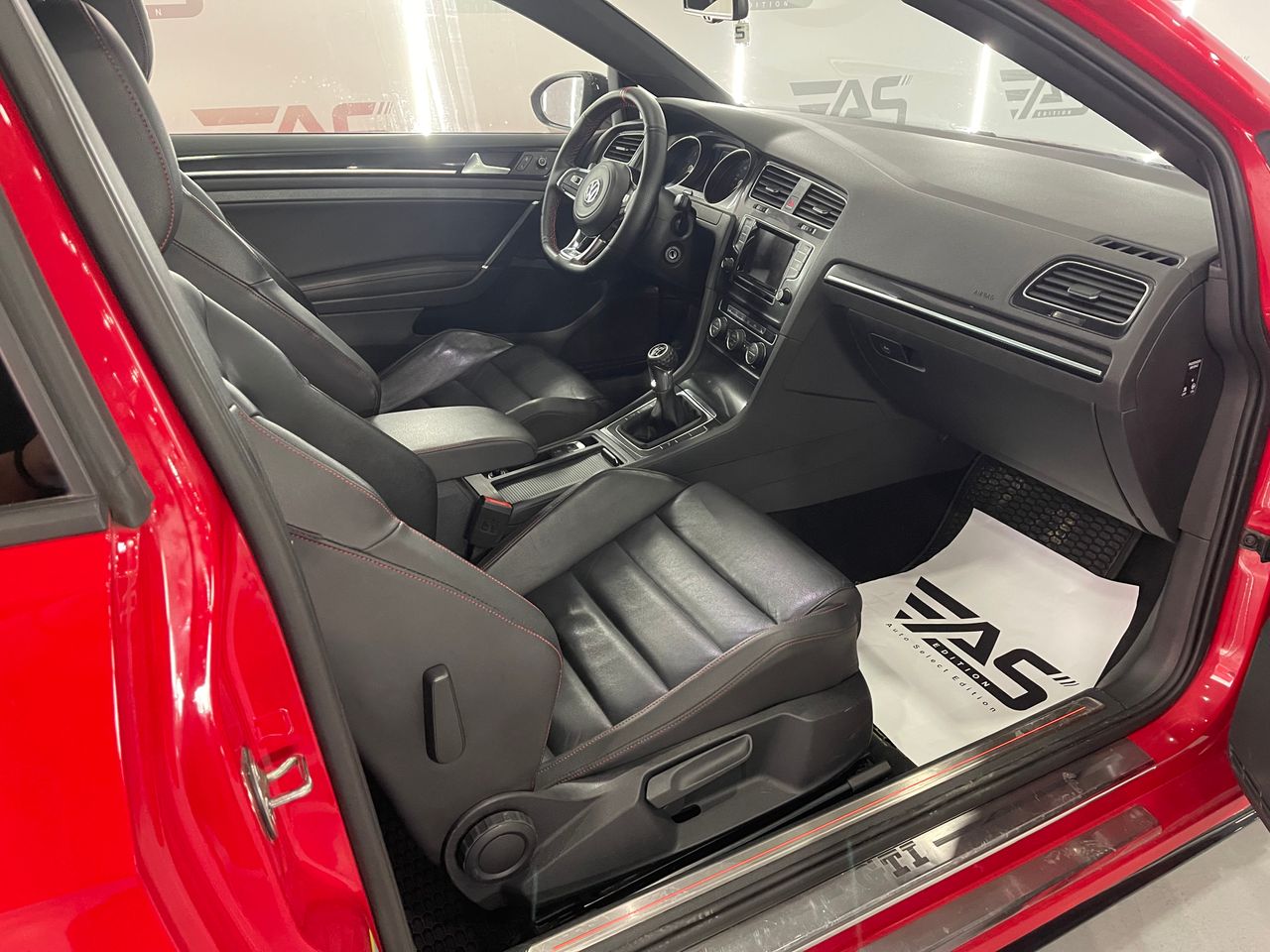 Imagen 142 del Volkswagen Golf en Auto Select Edition, Figueres