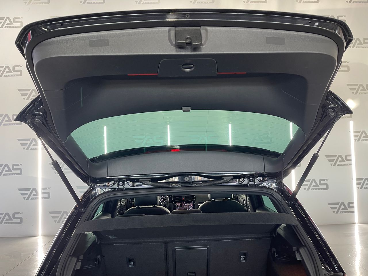 Imagen 82 del Volkswagen Golf en Auto Select Edition, Figueres