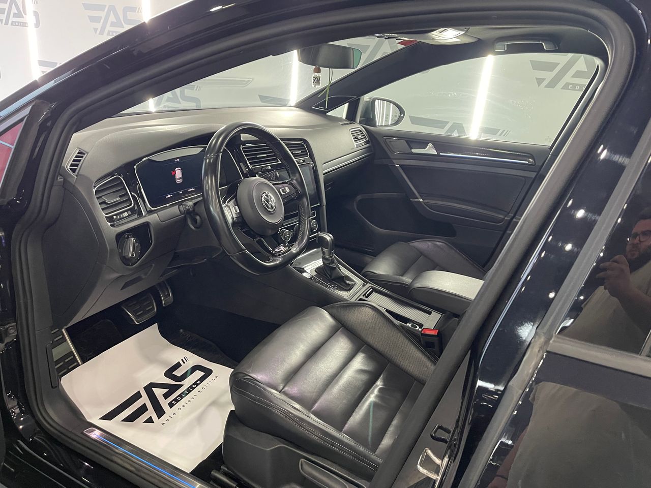 Imagen 158 del Volkswagen Golf en Auto Select Edition, Figueres