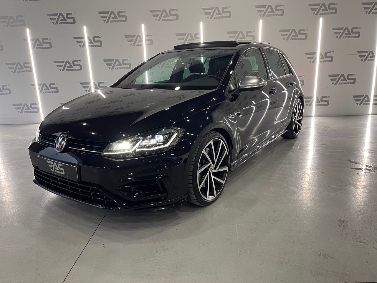 Volkswagen Golf R 2.0 TSI 228kW (310CV) 4Motion DSG – Escape Akrapovič