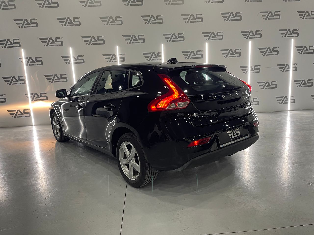 Imagen 5 del Volvo V40 en Auto Select Edition, Figueres