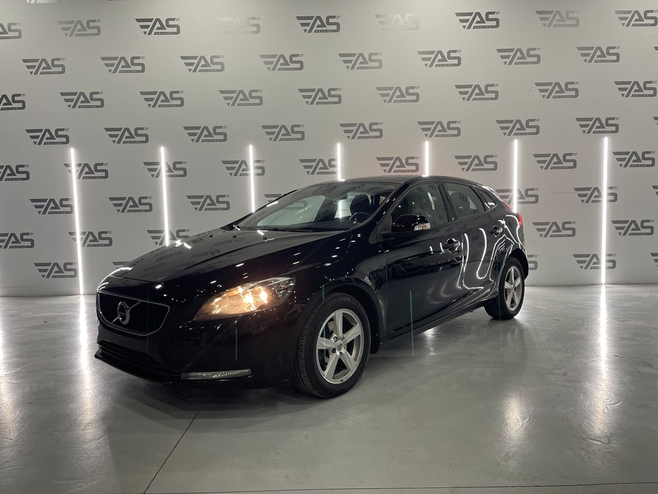 Volvo V40 2.0 D2 Momentum 120cv 5p