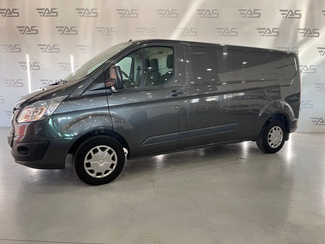 Ford Tourneo Custom 2.0 TDCI 96kW (130CV) L1 Trend – INDUSTRIAL