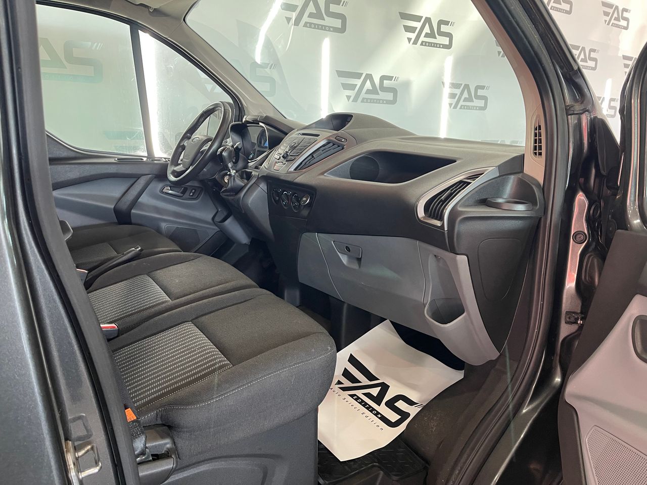 Imagen 74 del Ford Tourneo Custom en Auto Select Edition, Figueres