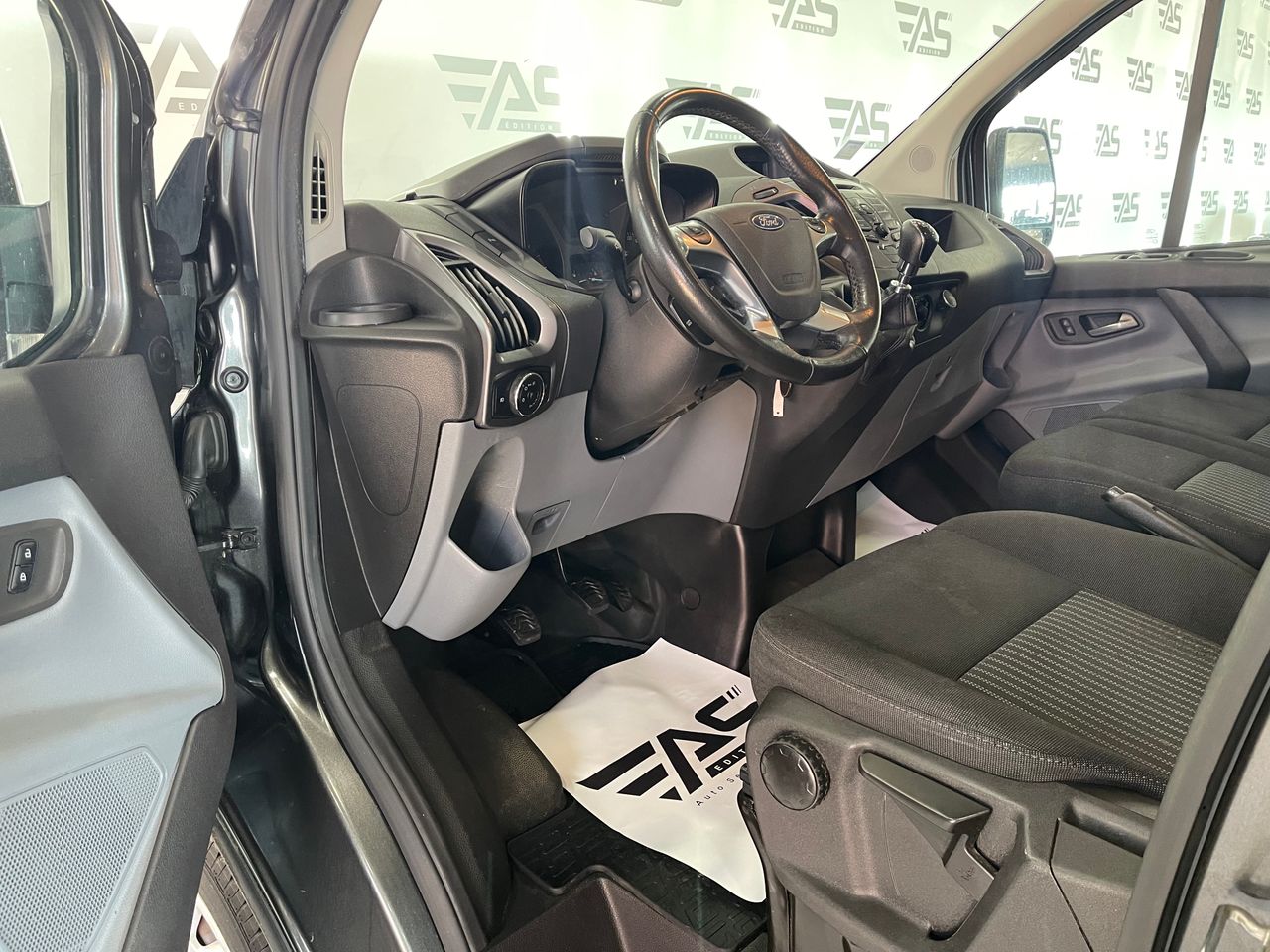 Imagen 90 del Ford Tourneo Custom en Auto Select Edition, Figueres