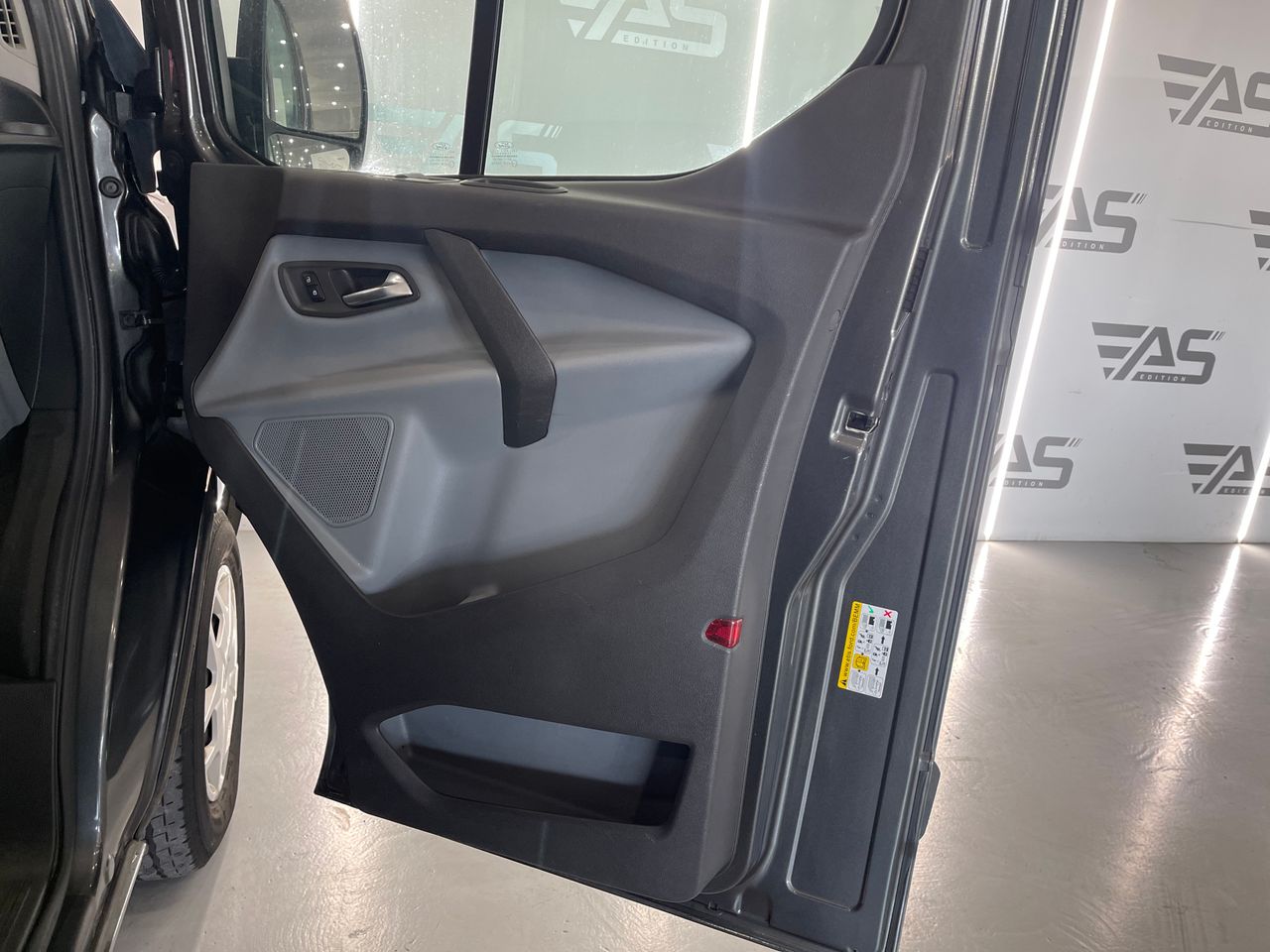 Imagen 118 del Ford Tourneo Custom en Auto Select Edition, Figueres