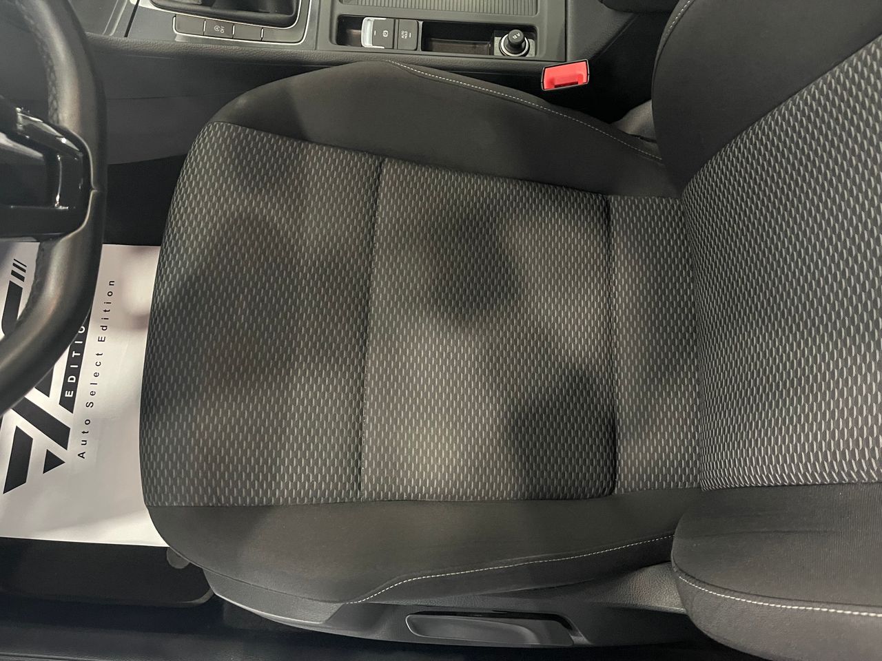 Imagen 79 del Volkswagen Golf en Auto Select Edition, Figueres