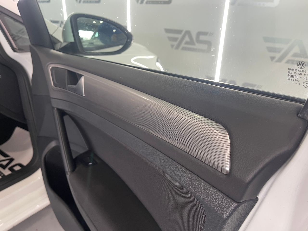 Imagen 113 del Volkswagen Golf en Auto Select Edition, Figueres