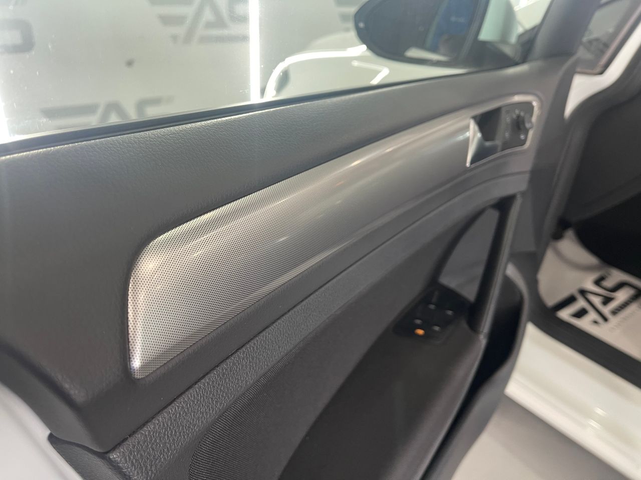 Imagen 77 del Volkswagen Golf en Auto Select Edition, Figueres