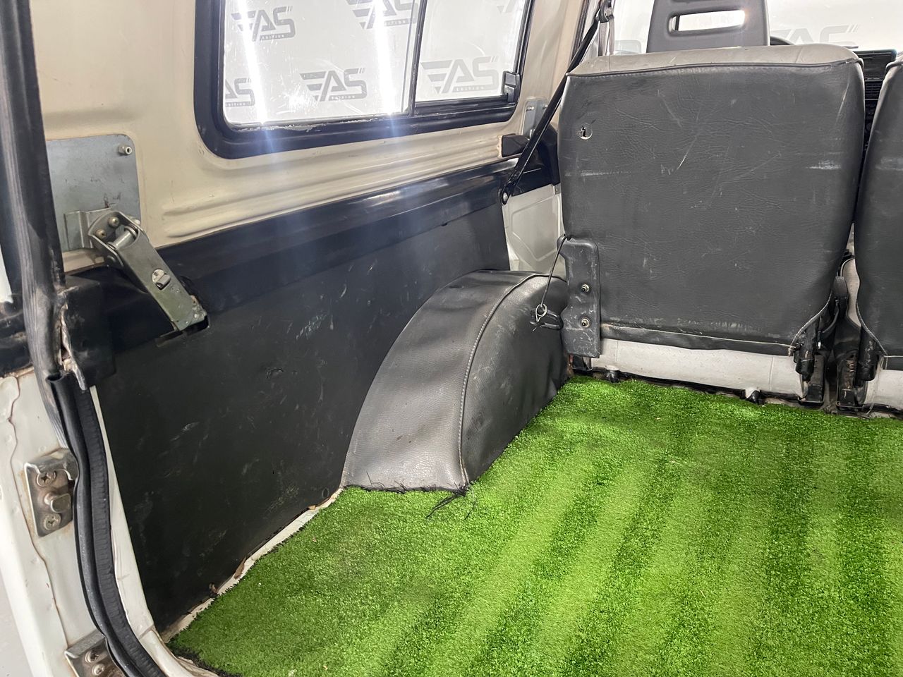 Imagen 78 del Suzuki Samurai en Auto Select Edition, Figueres