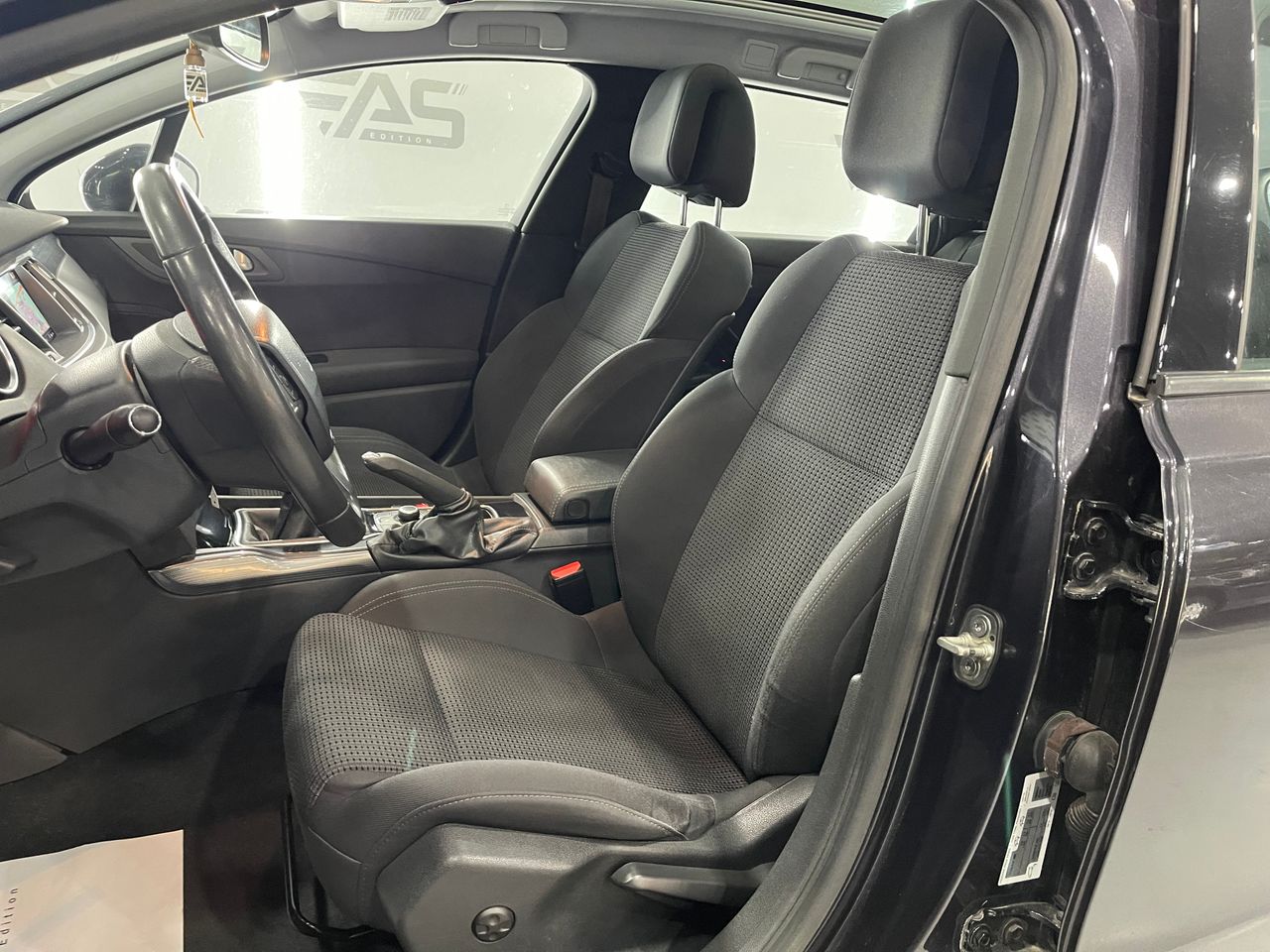 Imagen 114 del Peugeot 508 en Auto Select Edition, Figueres