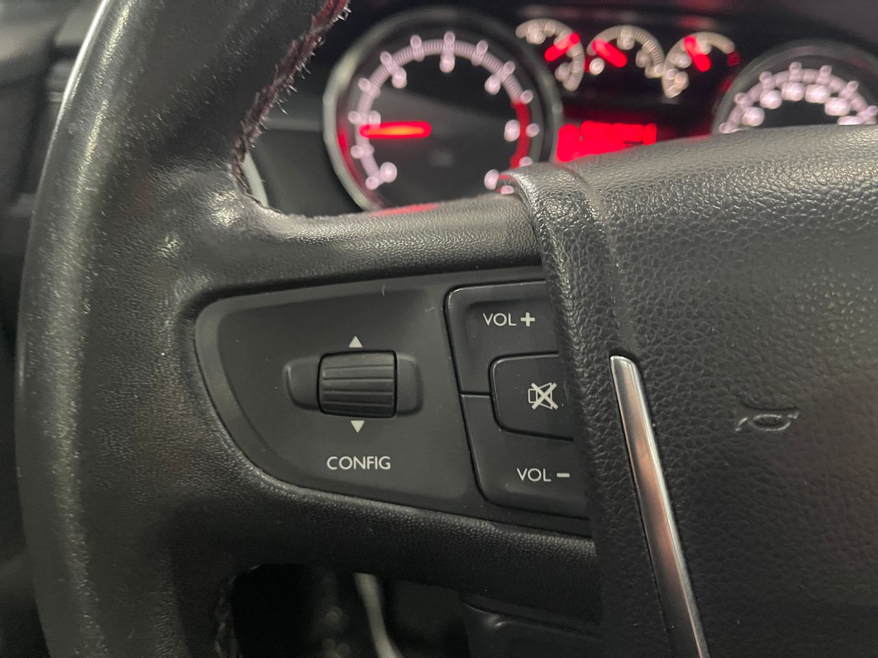 Imagen 103 del Peugeot 508 en Auto Select Edition, Figueres