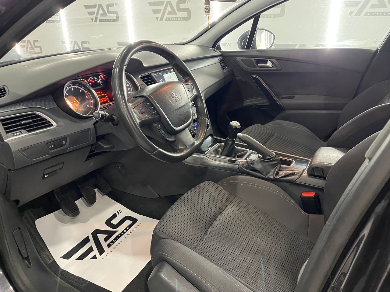 Imagen 113 del Peugeot 508 en Auto Select Edition, Figueres