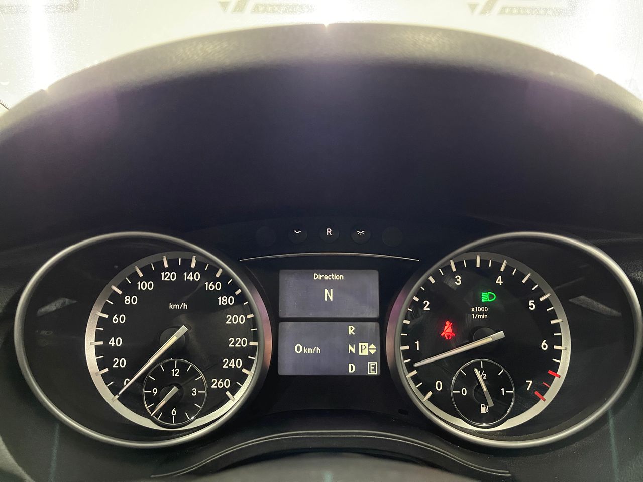 Imagen 97 del Mercedes Clase R en Auto Select Edition, Figueres