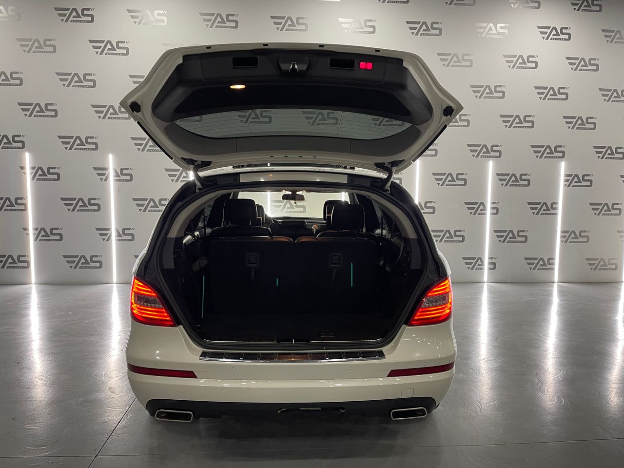 Imagen 86 del Mercedes Clase R en Auto Select Edition, Figueres