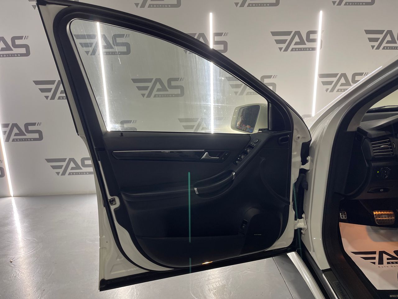 Imagen 129 del Mercedes Clase R en Auto Select Edition, Figueres