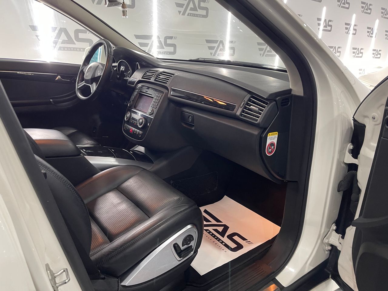 Imagen 107 del Mercedes Clase R en Auto Select Edition, Figueres