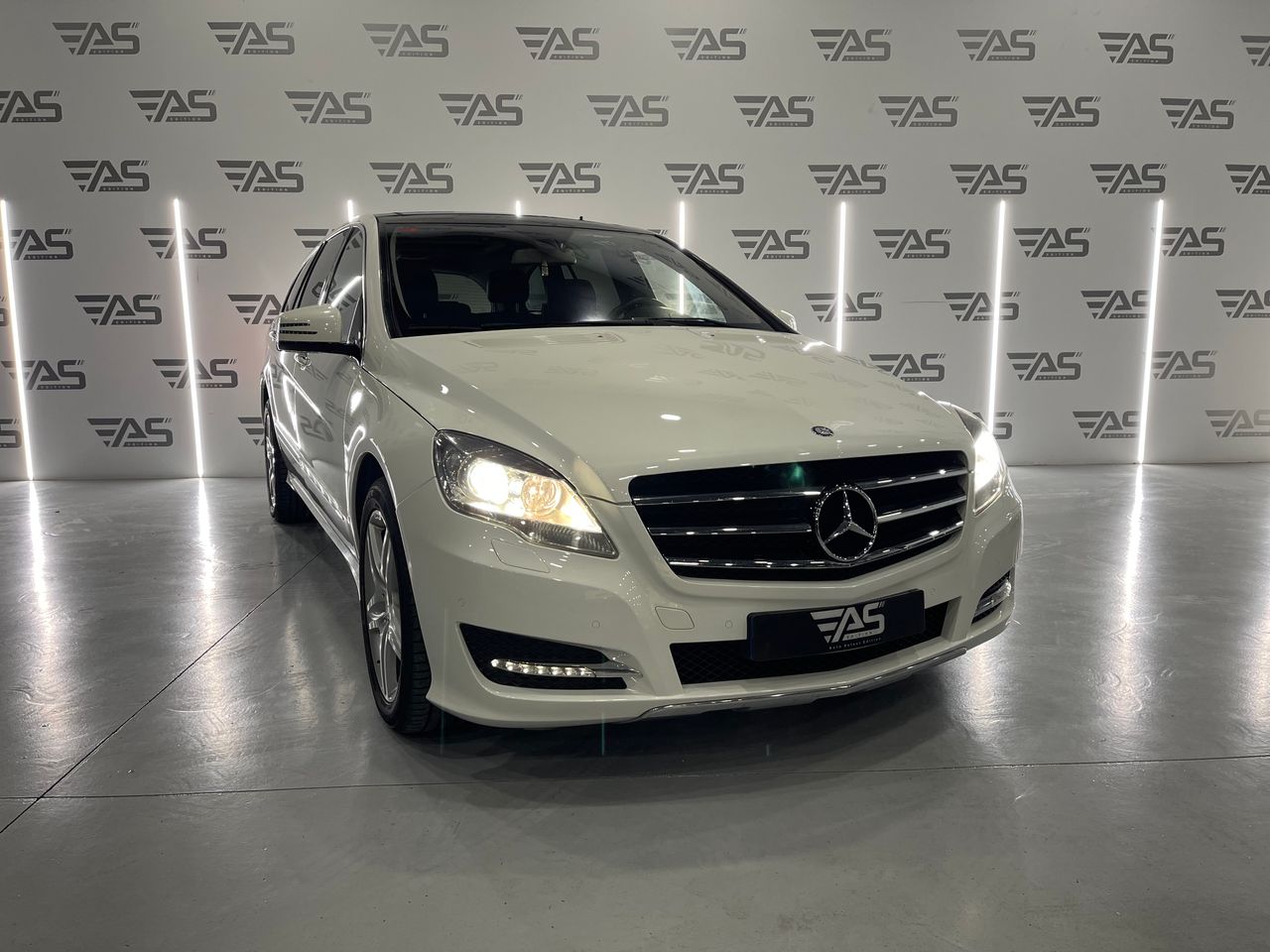 Imagen 4 del Mercedes Clase R en Auto Select Edition, Figueres