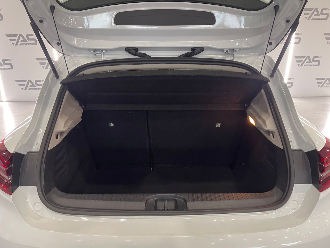 Imagen 88 del Renault Clio en Auto Select Edition, Figueres