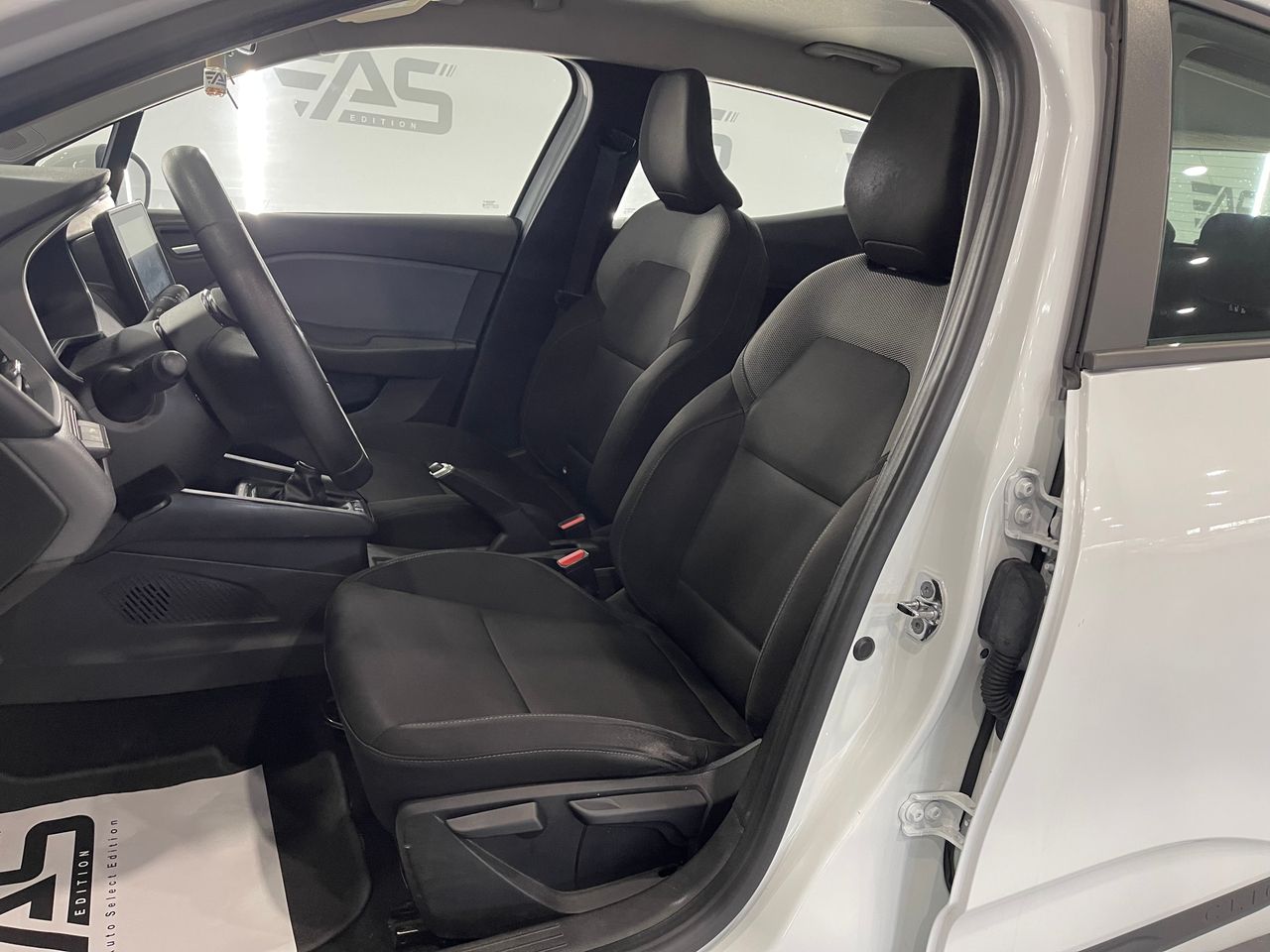 Imagen 91 del Renault Clio en Auto Select Edition, Figueres