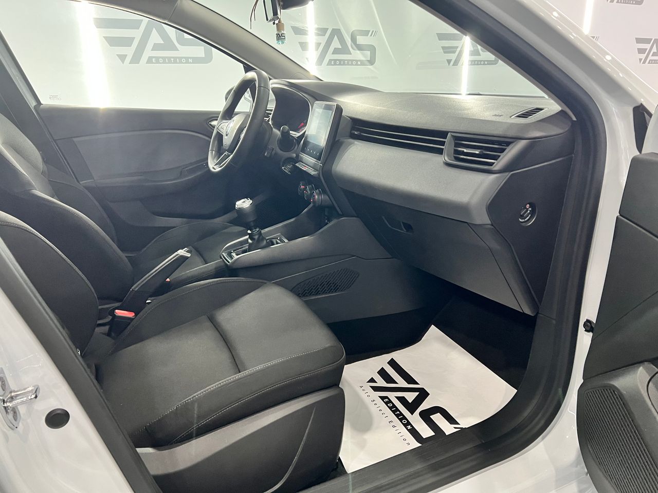 Imagen 55 del Renault Clio en Auto Select Edition, Figueres