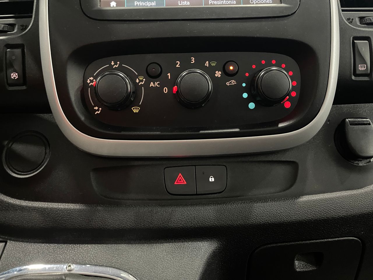 Imagen 114 del Renault Trafic en Auto Select Edition, Figueres