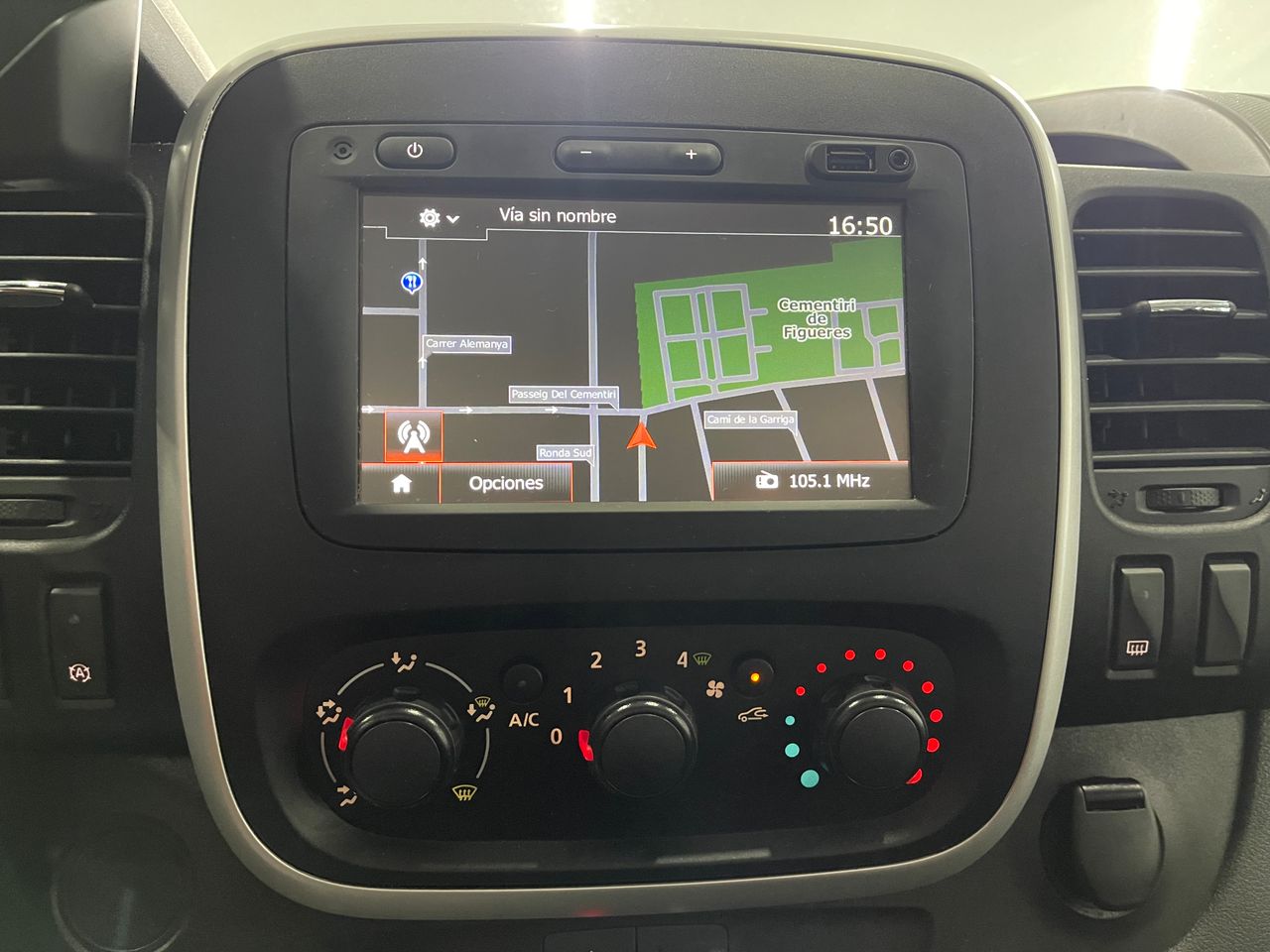 Imagen 71 del Renault Trafic en Auto Select Edition, Figueres