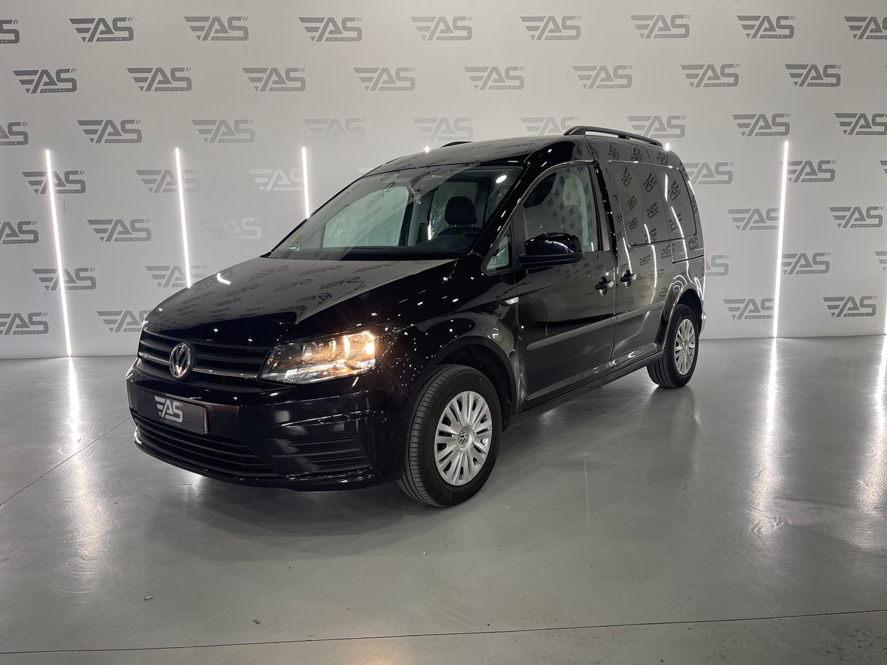 Volkswagen Caddy Trendline 2.0 TDI BMT – 2 Puertas correderas !!!
