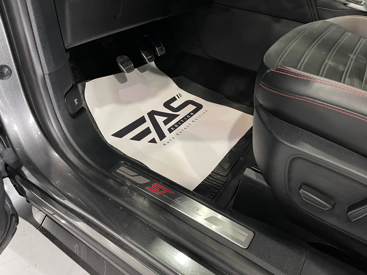 Imagen 143 del Ford Kuga en Auto Select Edition, Figueres