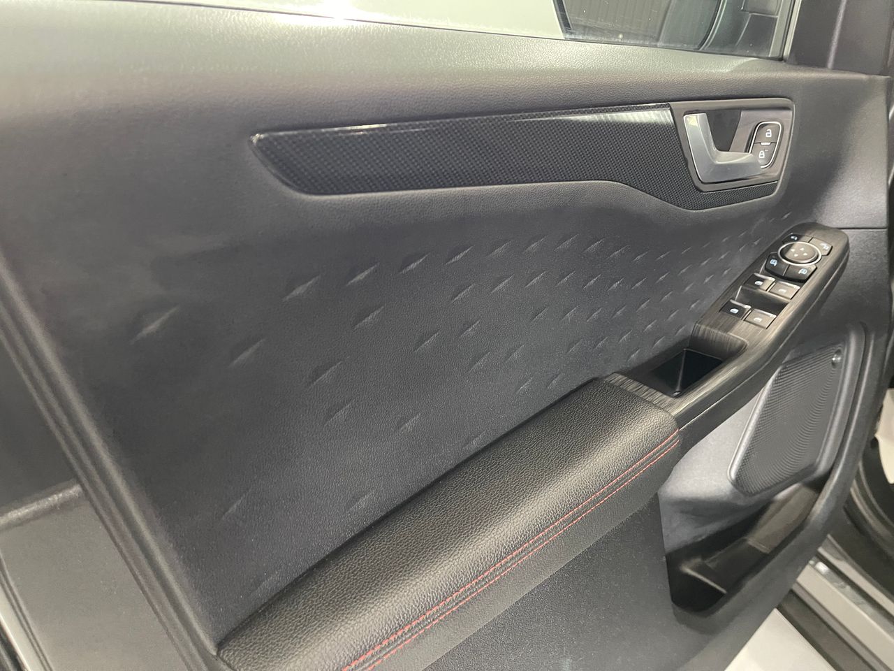 Imagen 95 del Ford Kuga en Auto Select Edition, Figueres