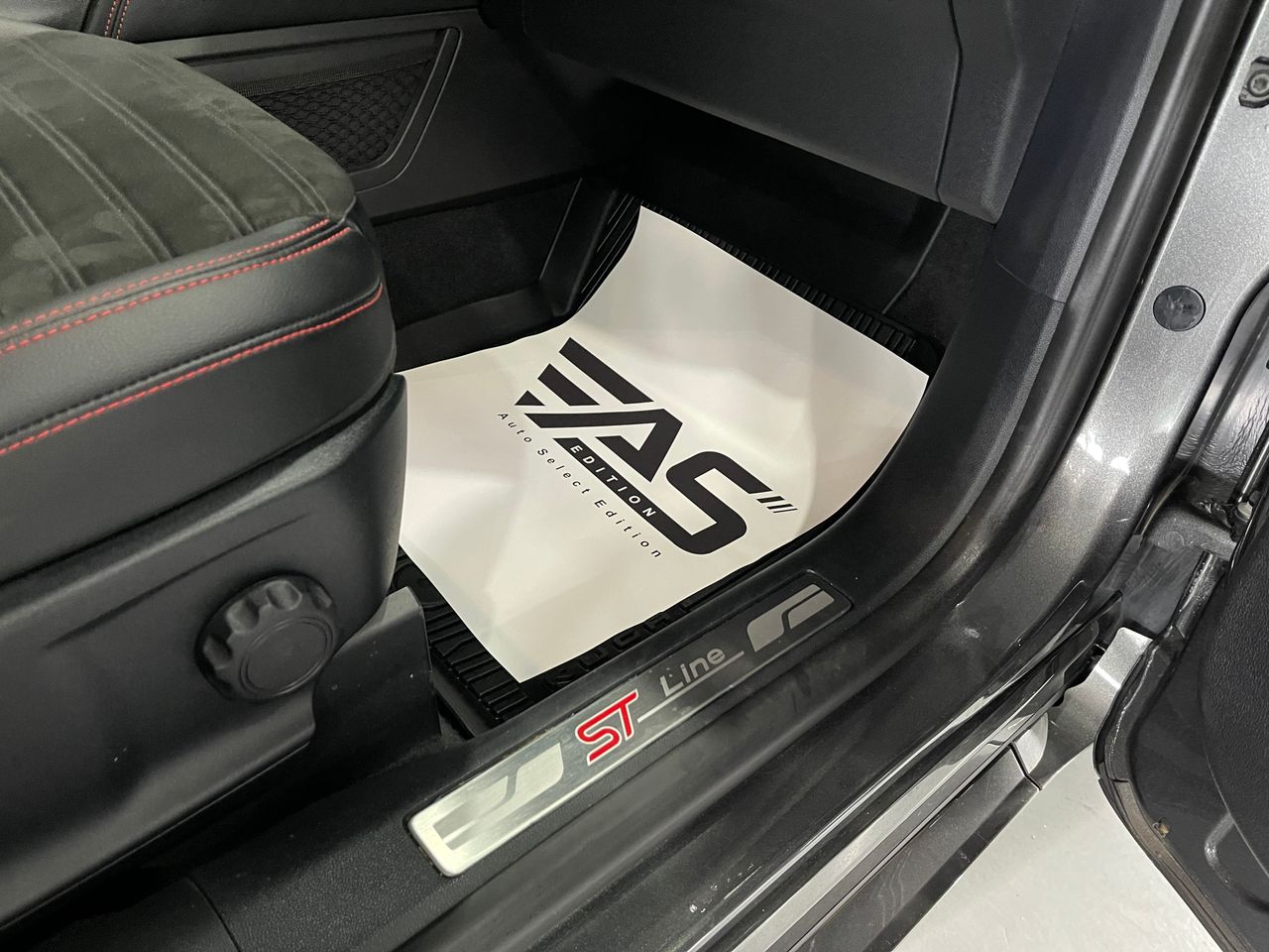 Imagen 128 del Ford Kuga en Auto Select Edition, Figueres