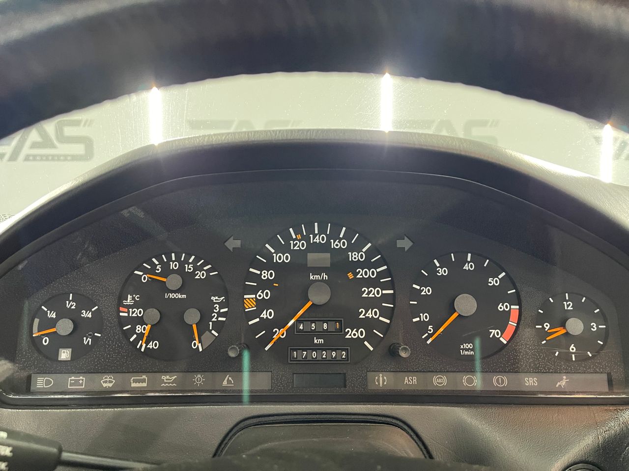 Imagen 111 del Mercedes Clase SL en Auto Select Edition, Figueres