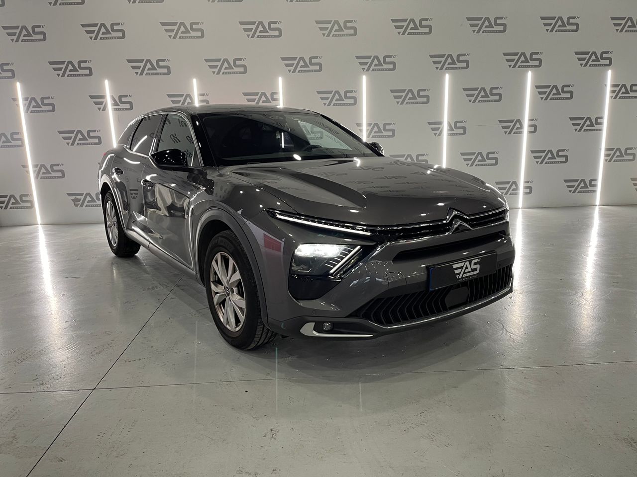 Imagen 3 del Citroën C5 X en Auto Select Edition, Figueres