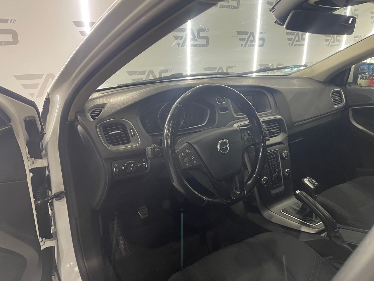 Imagen 10 del Volvo V40 en Auto Select Edition, Figueres